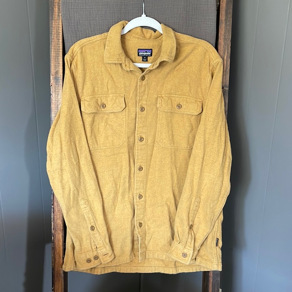 Patagonia Button-Up